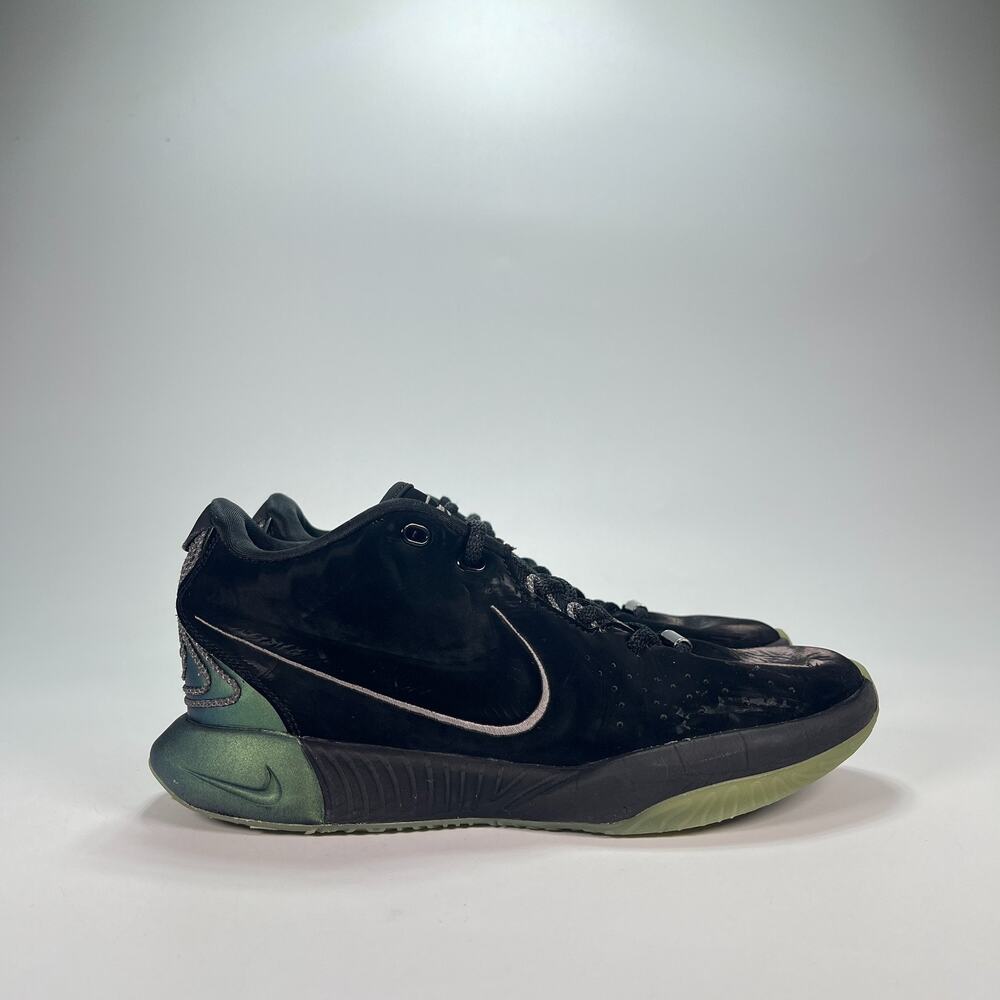 Nike LeBron 21 Tahitian Black Green Basketball Shoes FB7699-001 Youth Size 5.5Y
